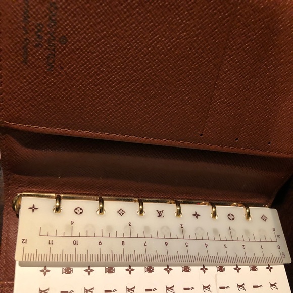 Pm Louis Vuitton agenda - Picture 7 of 9